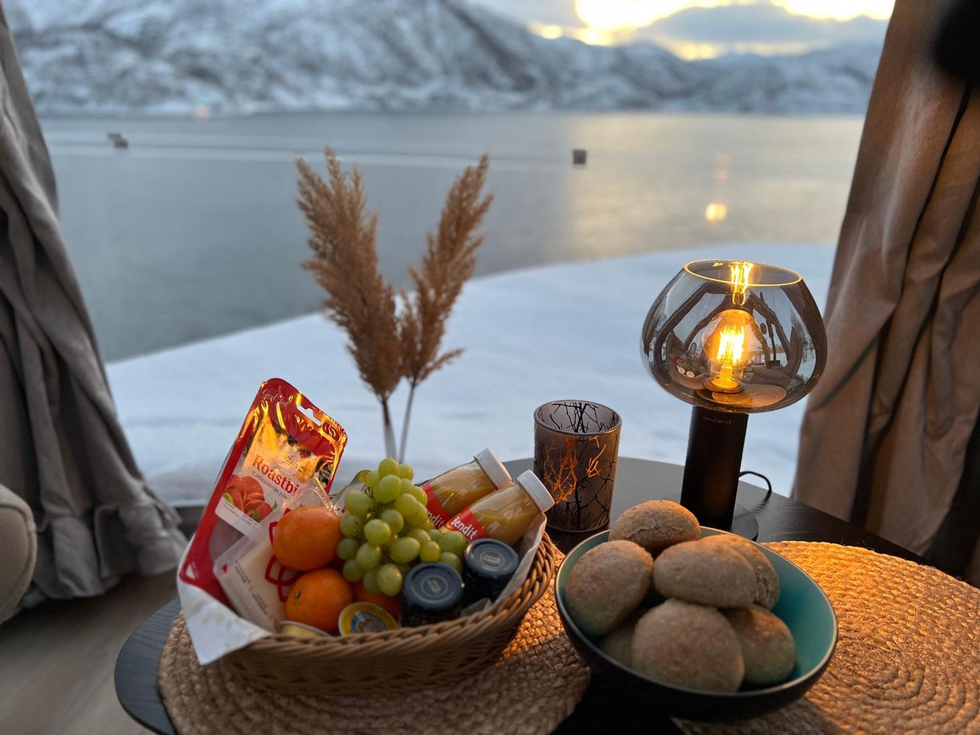 Lofoten Glampingdome Myrland Ngoại thất bức ảnh