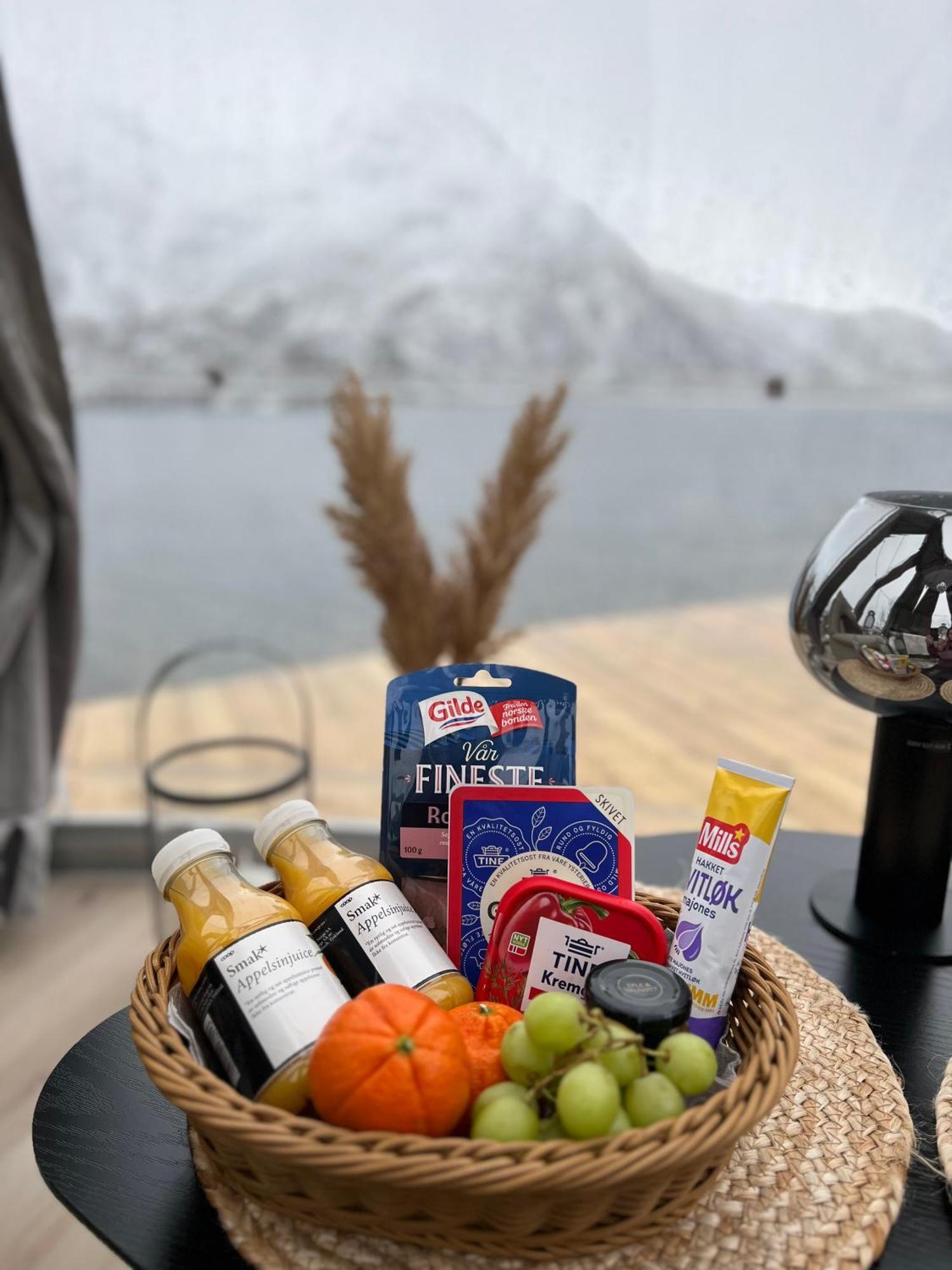 Lofoten Glampingdome Myrland Ngoại thất bức ảnh